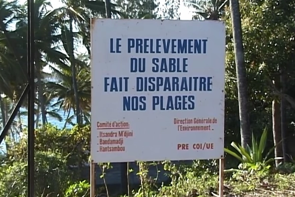 Pancarte pour préserver les plages